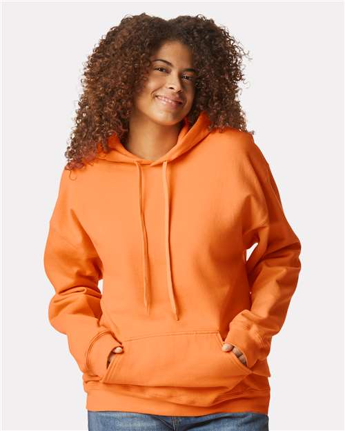 Unisex Softstyle® Midweight Hooded Sweatshirt - L
