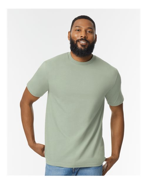 Men's SoftstyleÂ® Midweight T-Shirt - L