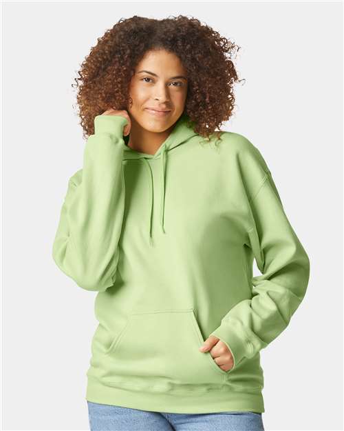 Unisex SoftstyleÂ® Midweight Hooded Sweatshirt - L