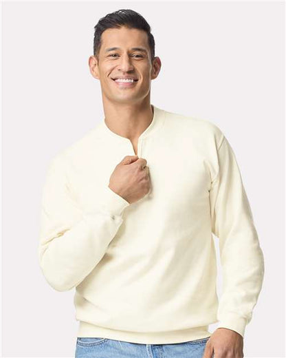 Unisex SoftstyleÂ® Midweight 1/4 Zip Sweatshirt