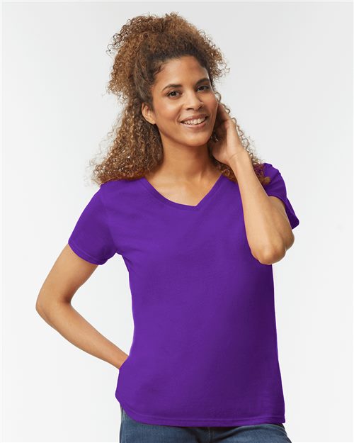 Women's Heavy Cottonâ„¢ V-Neck T-Shirt